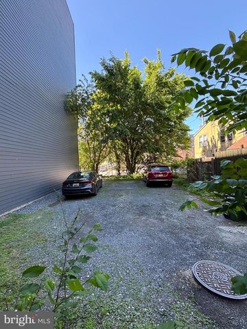 117 W HAMBURG ST, Baltimore, MD 21230