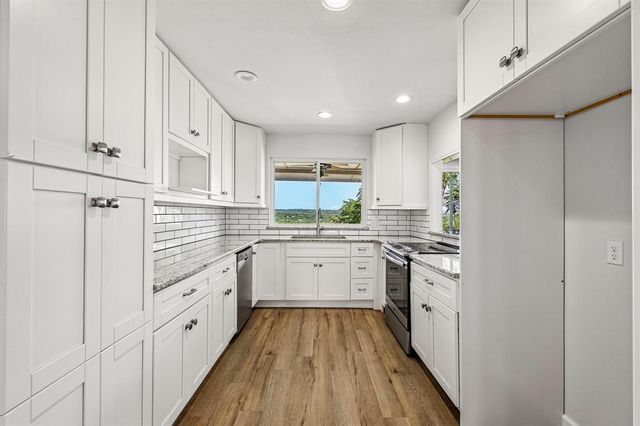 808 Dale DR, San Marcos, TX 78666