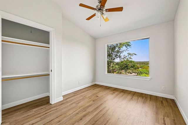 808 Dale DR, San Marcos, TX 78666