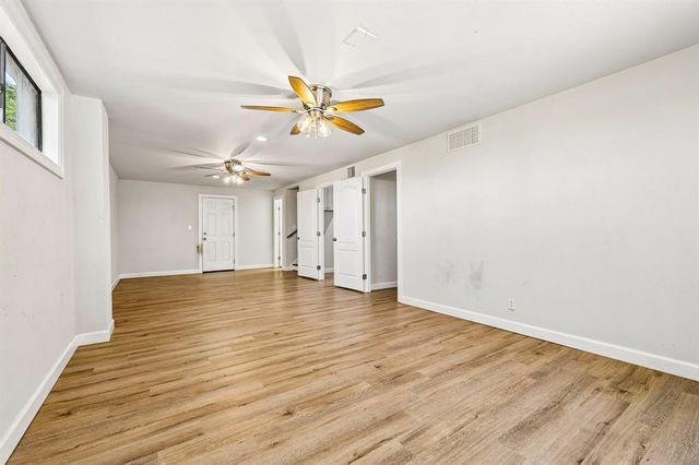 808 Dale DR, San Marcos, TX 78666