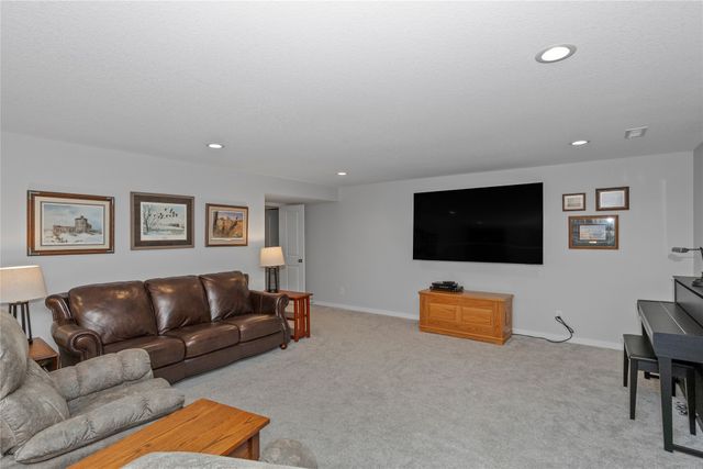 1116 NW Benjamin Drive, Ankeny, IA 50023