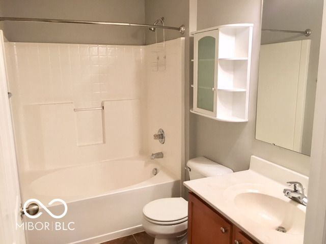 6626 Reserve Drive, Indianapolis, IN 46220