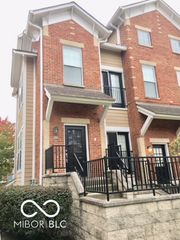 6626 Reserve Drive, Indianapolis, IN 46220
