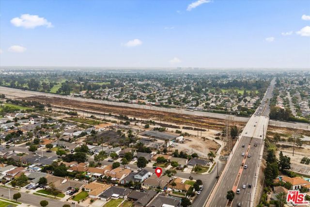 19941 Carmania Lane, Huntington Beach, CA 92646