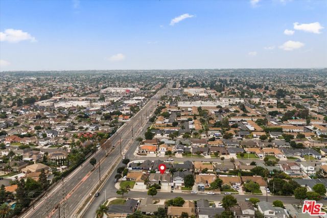 19941 Carmania Lane, Huntington Beach, CA 92646