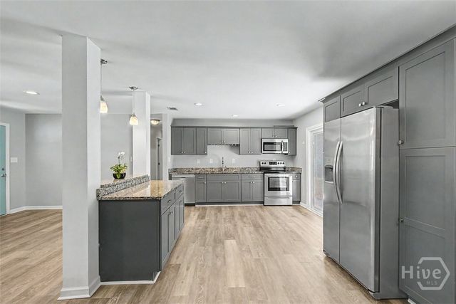 10 Burbank Boulevard, Savannah, GA 31419
