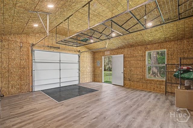 10 Burbank Boulevard, Savannah, GA 31419