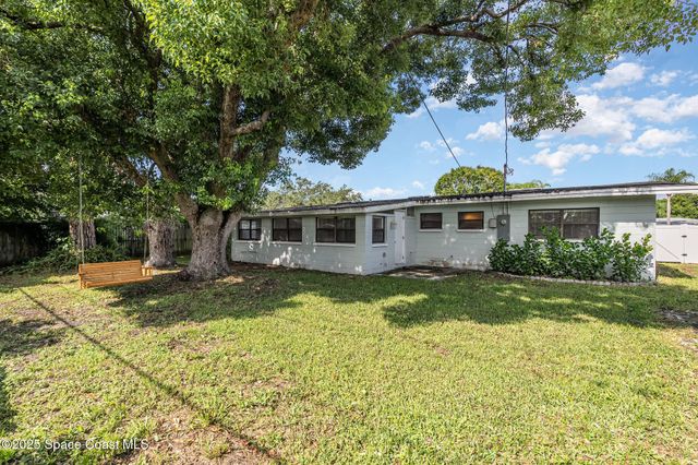 320 Nelson Drive, Merritt Island, FL 32953
