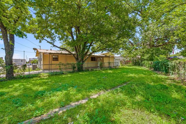 1571 W Ash Street, Stephenville, TX 76401
