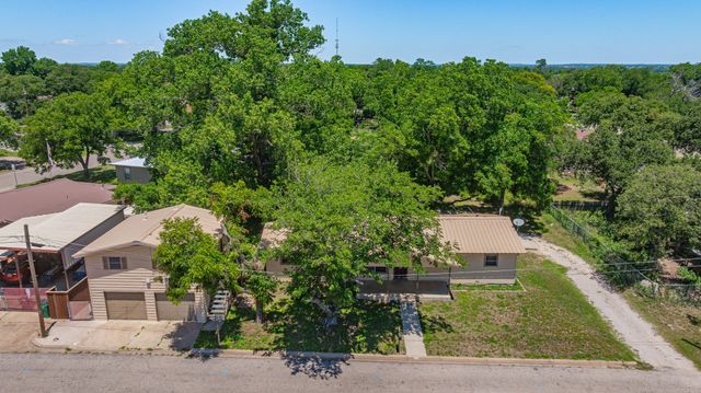 1571 W Ash Street, Stephenville, TX 76401