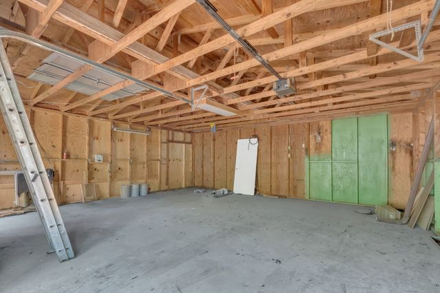 84 Natchez Road, Pottsboro, TX 75076