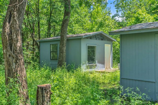 84 Natchez Road, Pottsboro, TX 75076