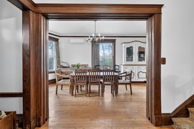 65 Rockledge Drive, Suffern, NY 10901