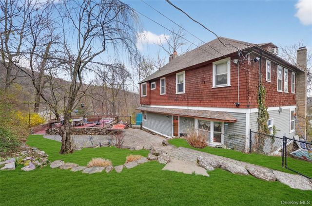 65 Rockledge Drive, Suffern, NY 10901