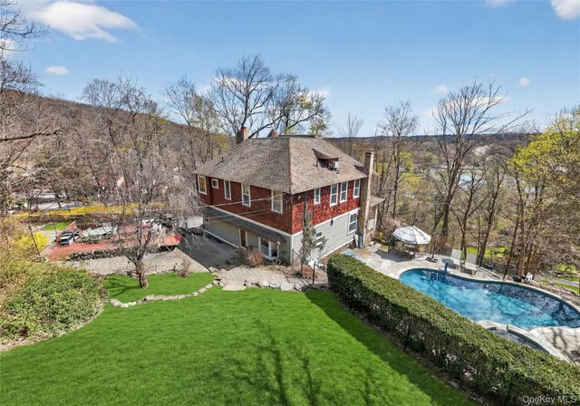 65 Rockledge Drive, Suffern, NY 10901