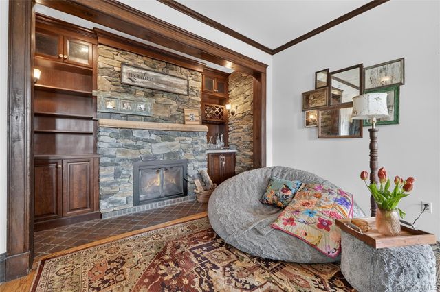 65 Rockledge Drive, Suffern, NY 10901