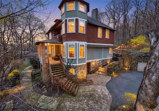 65 Rockledge Drive, Suffern, NY 10901