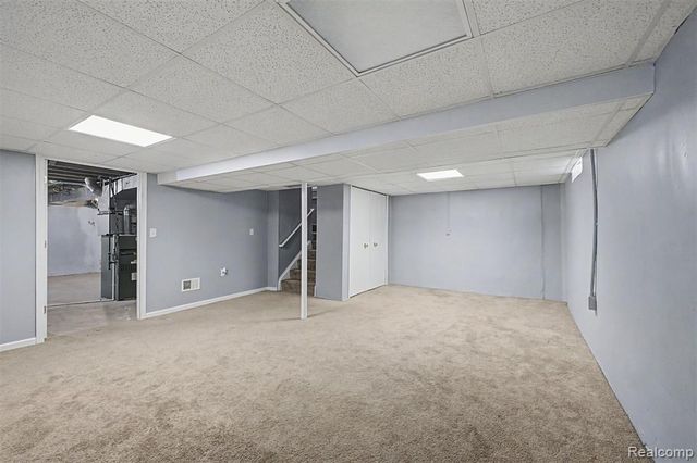 3627 Heritage Parkway, Dearborn, MI 48124