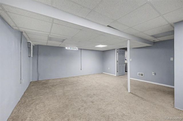 3627 Heritage Parkway, Dearborn, MI 48124