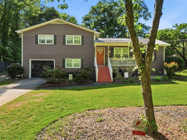 3824 Sanders SW, Marietta, GA 30008