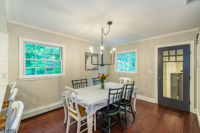 724 Ridge Rd, Kinnelon Boro, NJ 07405