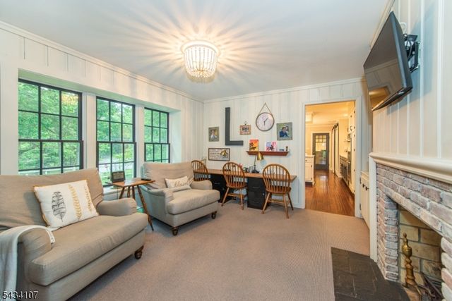724 Ridge Rd, Kinnelon Boro, NJ 07405