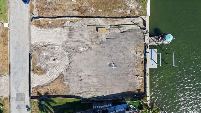 1920 HAWAII AVENUE NE, St Petersburg, FL 33703