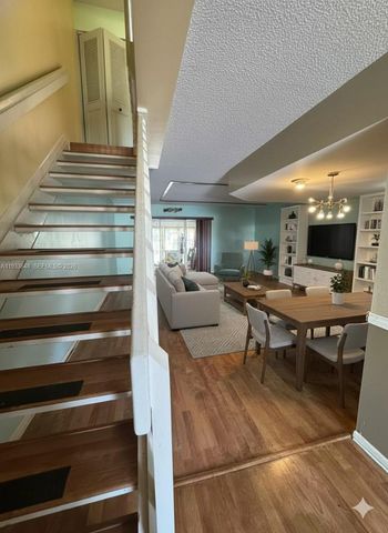 3714 Savoy Ln F, West Palm Beach, FL 33417