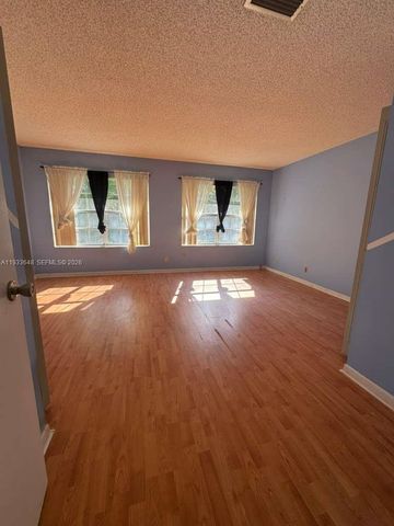 3714 Savoy Ln F, West Palm Beach, FL 33417