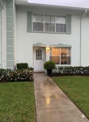 3714 Savoy Ln F, West Palm Beach, FL 33417