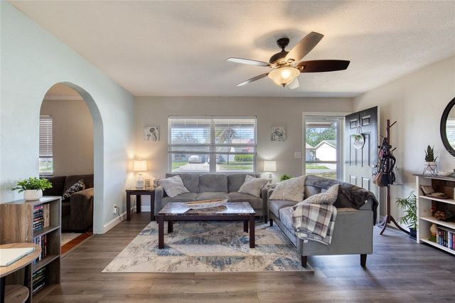 1929 LINDA AVENUE, Ormond Beach, FL 32174