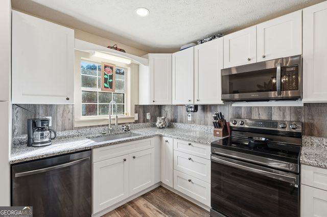 50 Giles Drive, Mcdonough, GA 30252