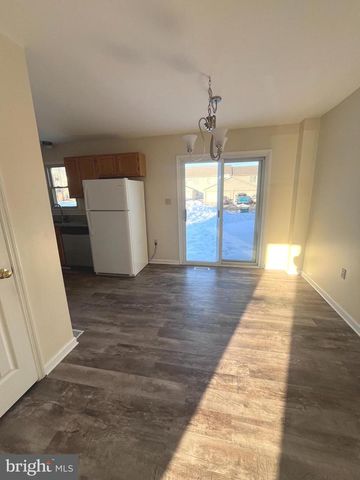 539 BRACKEN DRIVE, Chambersburg, PA 17201