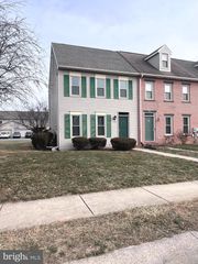 539 BRACKEN DRIVE, Chambersburg, PA 17201