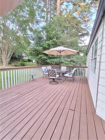 1142 Riverside Trace, Buford, GA 30518