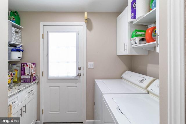 559 SPRING MEADOW CIR, New Hope, PA 18938