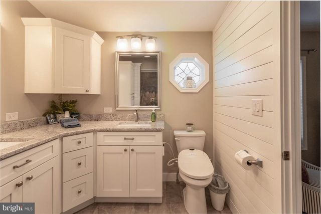 559 SPRING MEADOW CIR, New Hope, PA 18938