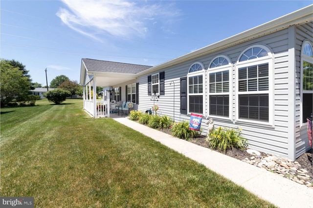 559 SPRING MEADOW CIR, New Hope, PA 18938