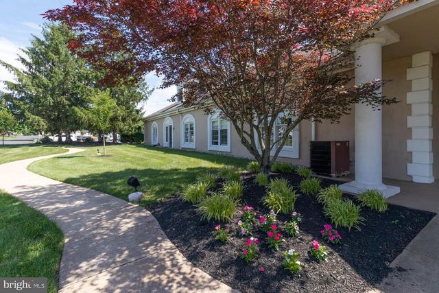 559 SPRING MEADOW CIR, New Hope, PA 18938