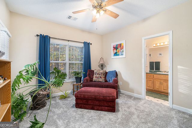 20 Spring Lake Trail NE, White, GA 30184