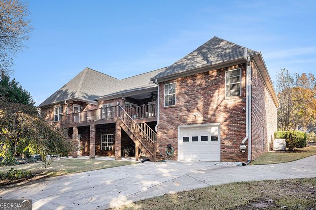 20 Spring Lake Trail NE, White, GA 30184