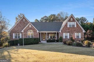 20 Spring Lake Trail NE, White, GA 30184