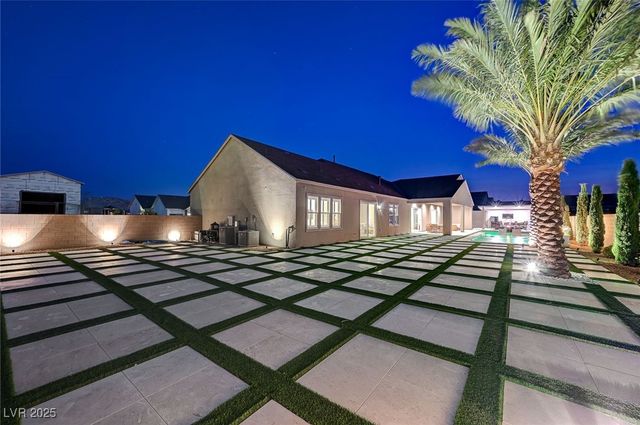 7590 Sky Horse Avenue, Las Vegas, NV 89113