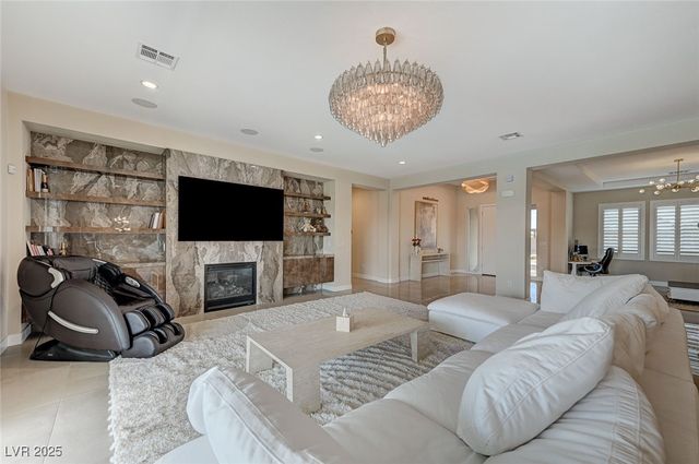 7590 Sky Horse Avenue, Las Vegas, NV 89113