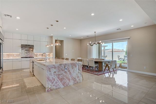 7590 Sky Horse Avenue, Las Vegas, NV 89113