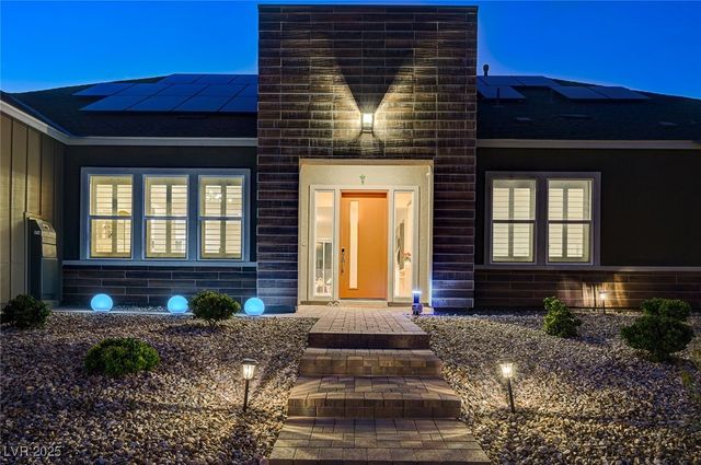 7590 Sky Horse Avenue, Las Vegas, NV 89113