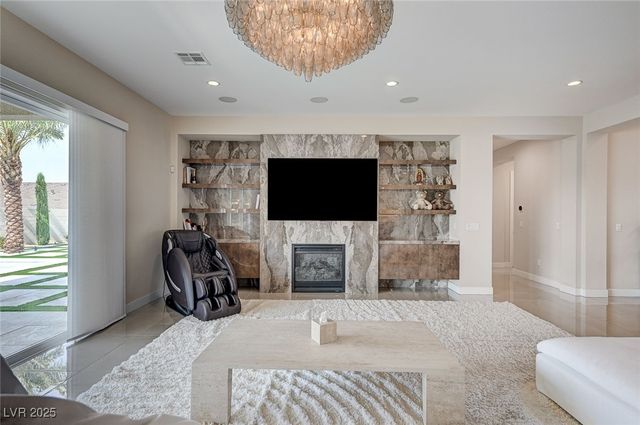 7590 Sky Horse Avenue, Las Vegas, NV 89113