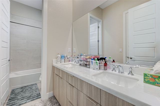 7590 Sky Horse Avenue, Las Vegas, NV 89113