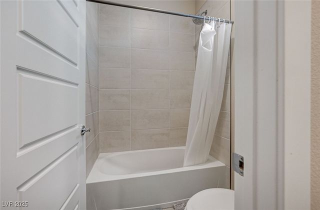 7590 Sky Horse Avenue, Las Vegas, NV 89113