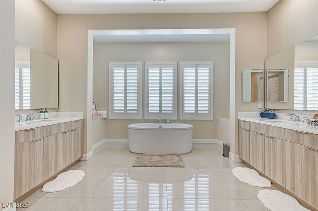 7590 Sky Horse Avenue, Las Vegas, NV 89113